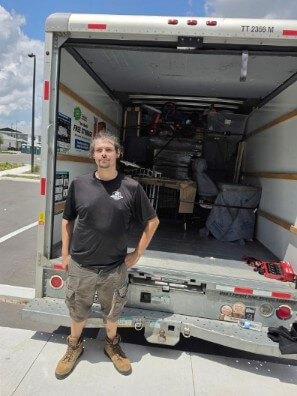U-Haul load in Shady Hills FL
